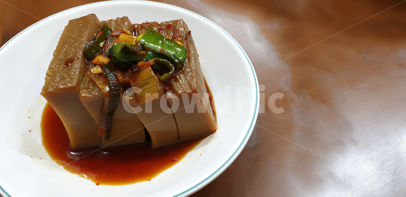 한국음식,반찬,한정식,요리,테이블,점심식사,미식가,특선요리,도토리묵,접시,음식,식재료,요리,food,cook,meal,dishes,food reserves,한식,한국음식,한국요리,korean food,korean dishes,korean meal,korean cook