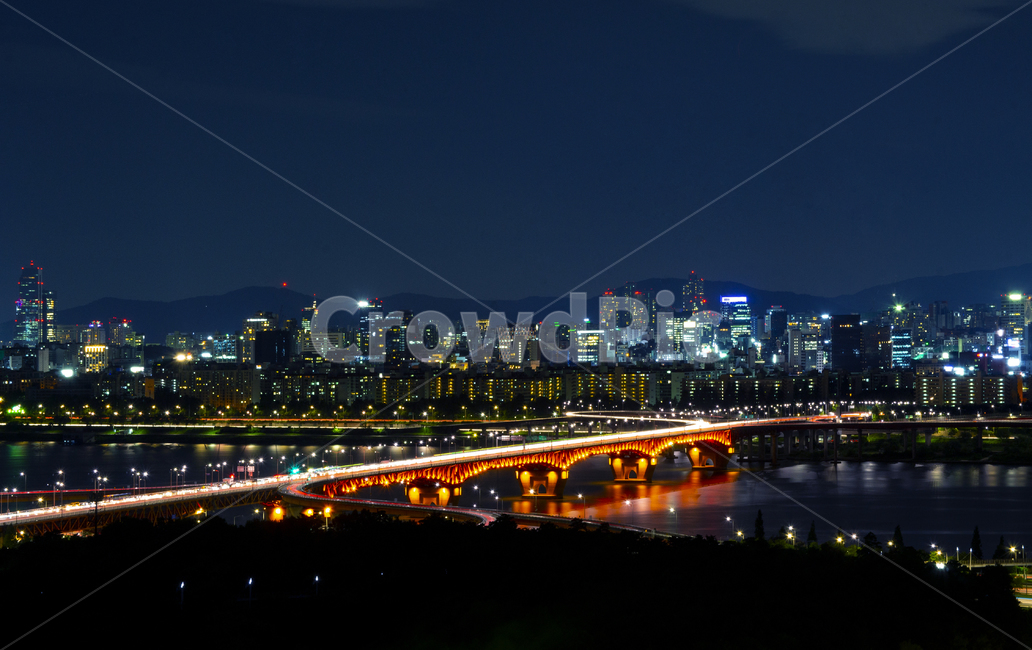 서울야경,야경,공원,park,경치,밤,풍경,nightscape,nightview,건물,landscape,빛,light,서울,한국도시,도시,한국도시경관,아파트,빌딩,building,성수대교,대교,한강