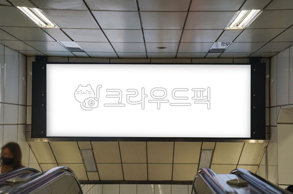 projection screen,display,screen,banner,store,former,White space,building,space,mockup,subway,design,advertisement,logo,Sign,poster,board
