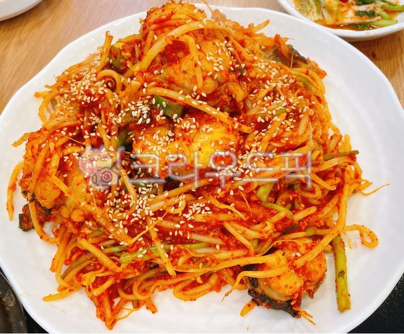 아구찜,아귀찜,찜,양념,찜요리,아구,아귀,생선찜,생선,콩나물,미나리,참깨,깨,야채,채소,음식,요리,식사,식재료,food,dish,meal,cook,fish