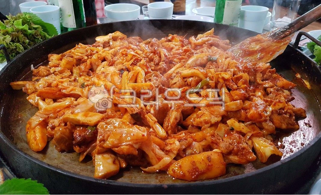 Chuncheon Dakgalbi,meal,red,cooking,Chicken Ribs,spicy food