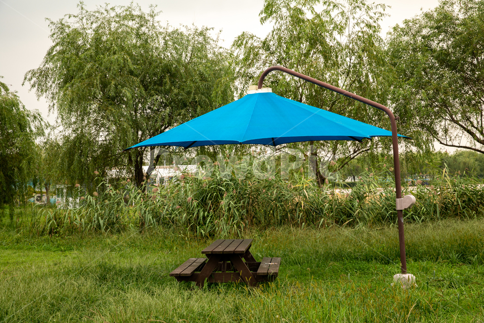 생태공원,도심공원,파라솔,탁자,휴식,공원,풀밭,자연,풍경,nature,landscape,tent,텐트