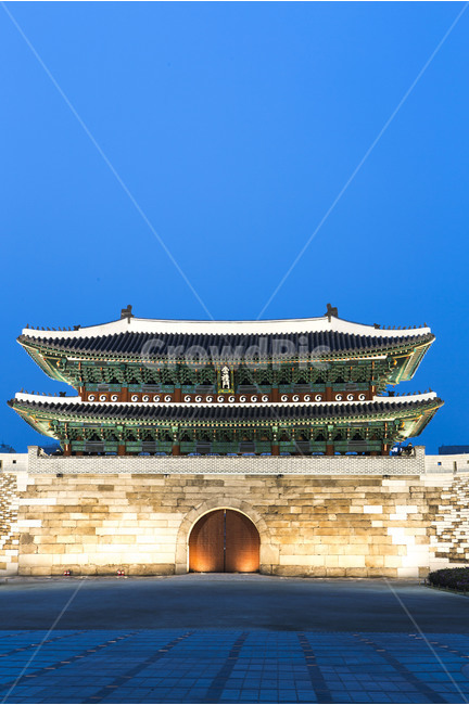 야경,국보,문화재,문화유산,건축,관광명소,야경,밤,풍경,nightscape,night,landscape,한국전통,한국문화,korean traditional,korean culture,랜드마크,landmark,tourist attraction,한국랜드마크,한국관광지,한국명소,korea landmark,korea tourist attraction,건축물,건물외관,exterior,building,structure,architecture,construction,worship,예배,shrine,신사,pagoda,탑,건물