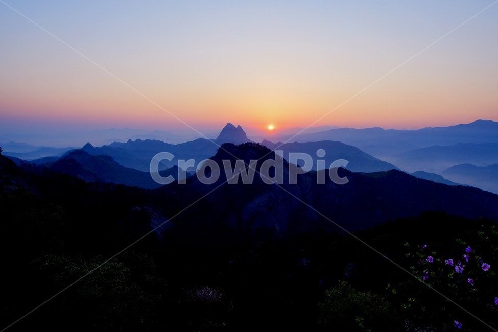 마이산,일출,봄,진안군,산그리매,자연,풍경,nature,landscape,한국자연풍경,한국자연경관,korea nature landscape,outdoors,옥외,mountain,산,mountain range,산맥