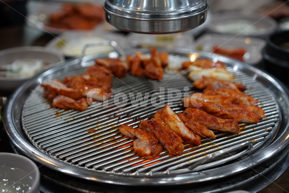 고기,육류,불판,고깃집,닭갈비,숯불닭갈비,숯불,음식,한식,음식,식재료,요리,food,cook,meal,dishes,food reserves,육류,고기,meat