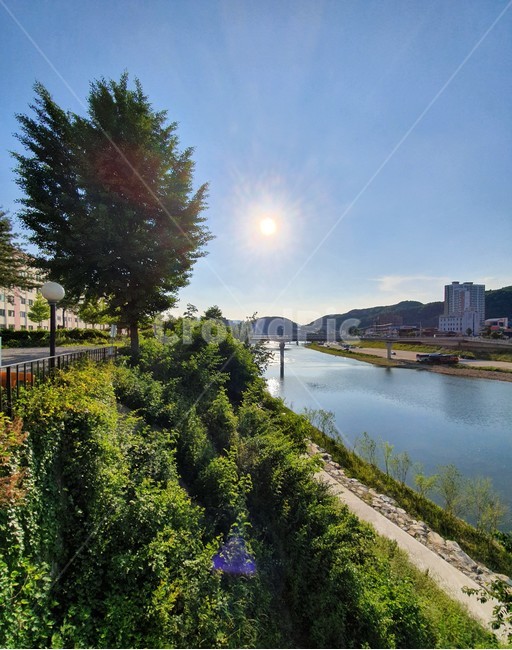 홍천강,강변,bridge,sunsine,skyview,자연,다리,river