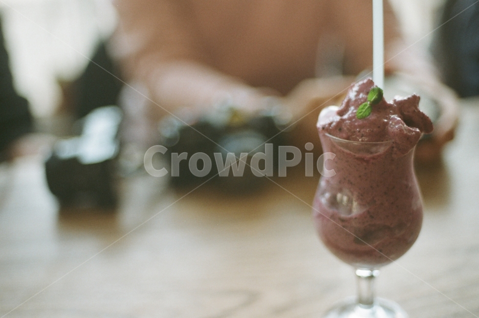 카페,cafe,필름,film,인테리어,음식,디저트,food,dessert,감성,sensible,feeling