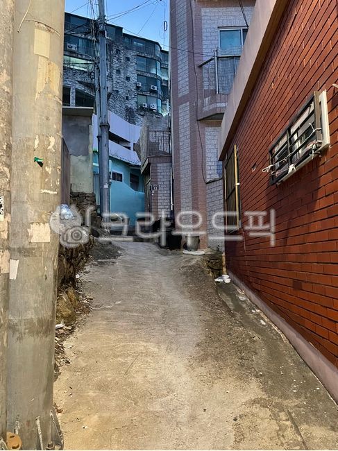 uphill road,memory,retro,Emotion,alley