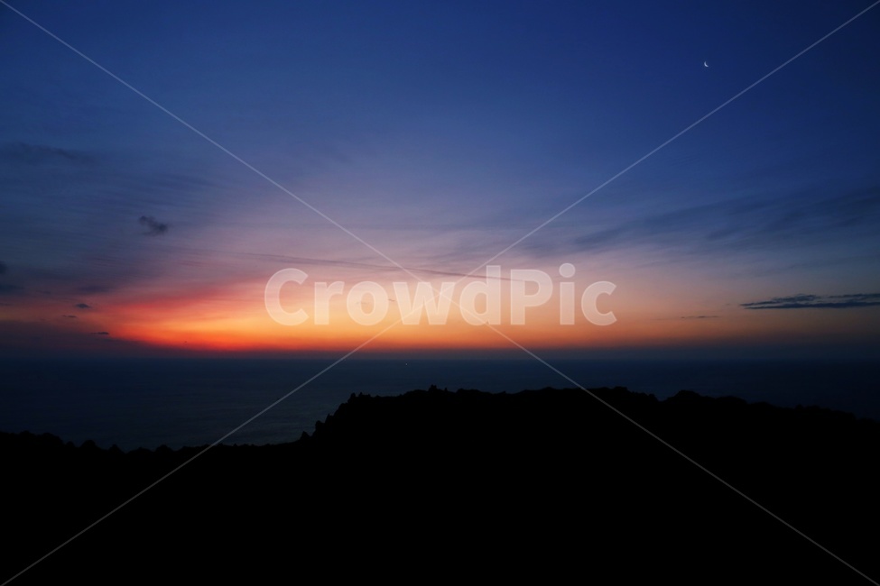 자연,하늘,황혼,일몰,새벽,붉은하늘,nature,outdoors,sky,dawn,redsky,일출,바다