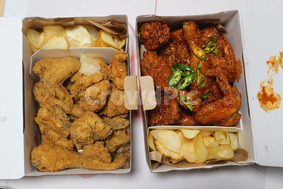 치킨,후라이드,양념치킨,닭다리,매운치킨
