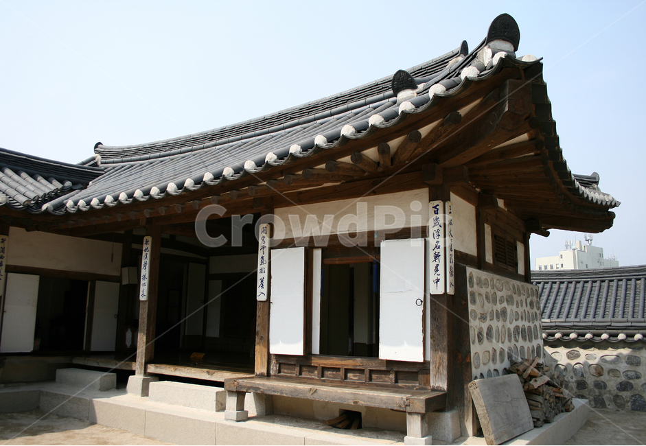 한국,전통가옥,고택,기와,지붕,기와지붕,한옥,한국전통,한국문화,korean traditional,korean culture,건축물,건물외관,exterior,building,structure,architecture,construction