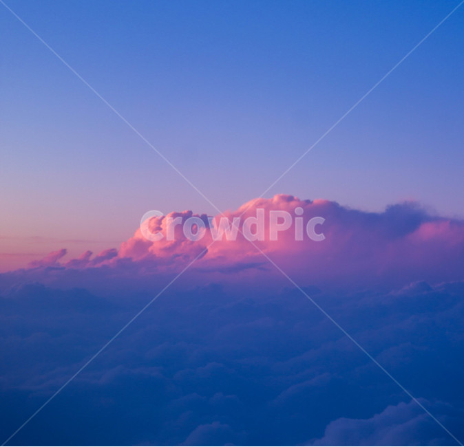 비행기,창문,우주,솜사탕,파스텔,해일,바다,쓰나미,자연,풍경,nature,landscape,색깔,색상,색채,색감,color sense,color sensitivity,feeling of color,weather,날씨,outdoors,옥외,cumulus,적운,cloud,구름,sky,하늘