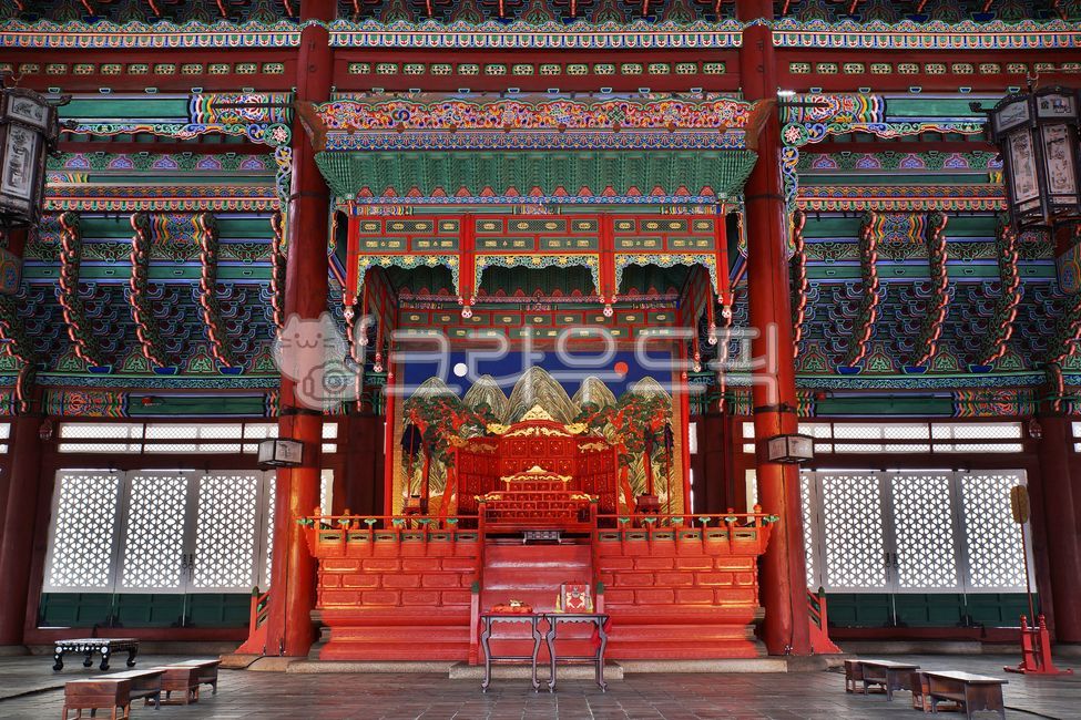 어좌,용상,일월오악도,근정전,경복궁,gyeongbokgungpalace,궁궐,조선시대