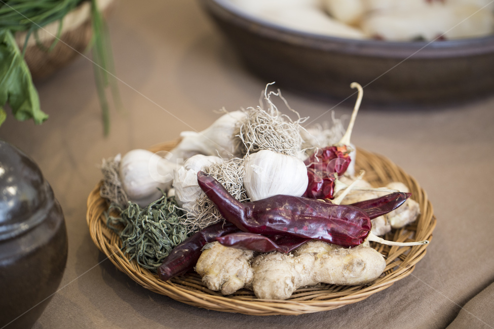 식재료,양념,김장재료,김치,고추,생강,마늘,음식,식재료,요리,food,cook,meal,dishes,food reserves