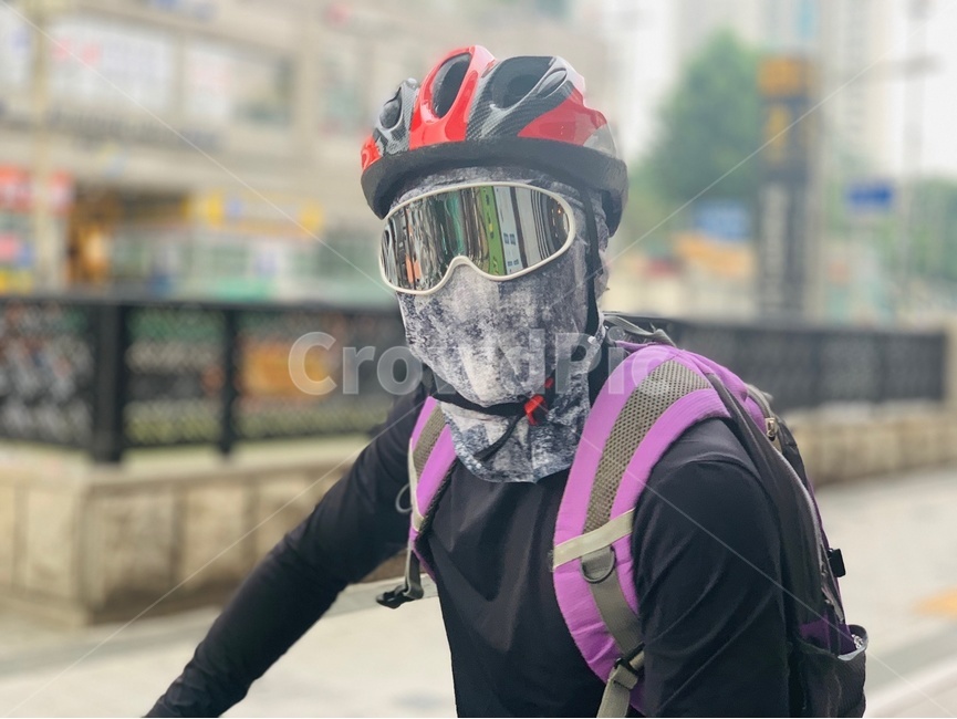 bicycle clothes,goggles,helmet,backpack,Sportswear