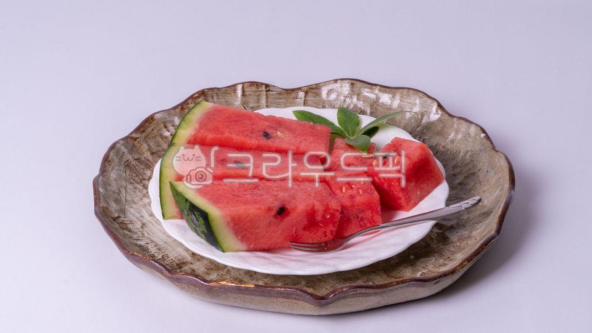 수박,달콤한,단물,싱싱한,여름과일,디저트,비타민,음식,유기농,건강,과일,자연,맛있는사물,채식주의자,달달한,배경,다이어트,농업,신선한,수박주스,주스,빨강