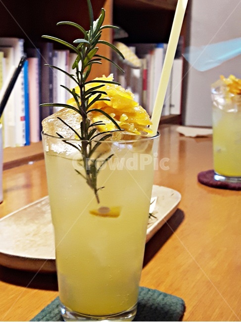 시원한음료,유자에이드,새콤달콤,음료수,카페,예쁜카페,음료수,drink,beverage
