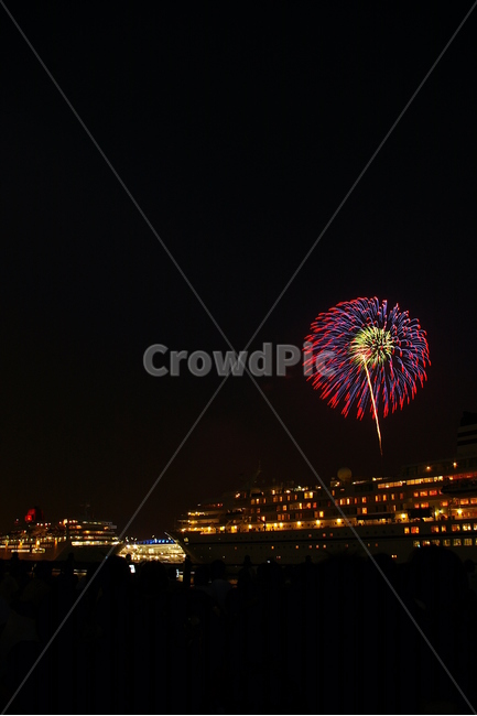 불꽃놀이,hanabi,firewokrs,black,꽃,야간,배,보트,바다,요코하마,yokohama,검정,야경,밤,풍경,nightscape,night,landscape,여행,휴가,traveling,vacation,trip,축제,행사,festival,carnival,event,교통,교통수단,traffic,transportation,nature,자연,outdoors,옥외