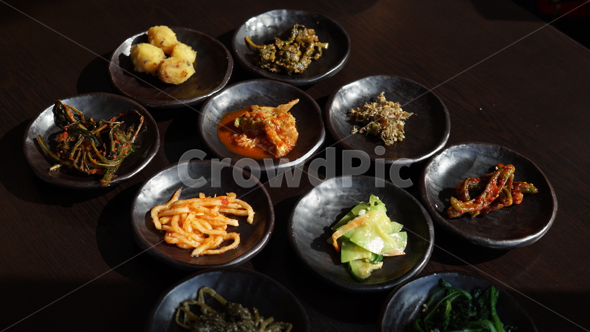 meal,식사,food,한식,한정식,정식,백반,백반정식,한끼,메뉴,반찬,반찬그릇,나물반찬,koreanfood,김치,호박무침,무생채,멸치,멸치볶음,고추장아찌,감자조림,시금치,장아찌,숙주나물,나물,foods,건강식,healthyfood,음식,음식,식재료,요리,food,cook,meal,dishes,food reserves,한식,한국음식,한국요리,korean food,korean dishes,korean meal,korean cook