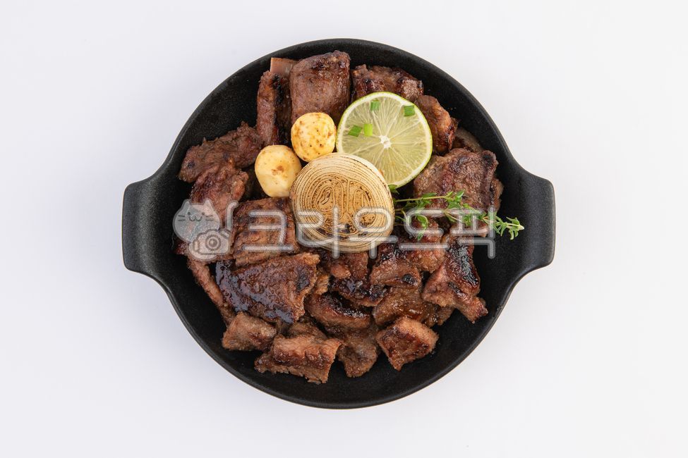 갈비,돼지갈비,소갈비,양념갈비,육류,한돈,한우,식사,음식,연출컷,스튜디오,메뉴컷,팬,후라이팬,주물팬,항공컷