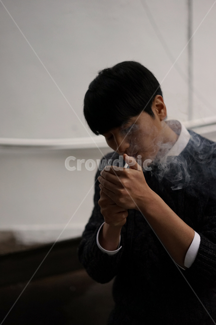 남성,남자,흡연,금연,건강,니코틴,담배,담배꽁초,담배연기,사람,인물,인간,human,person,남성,남자,man,male