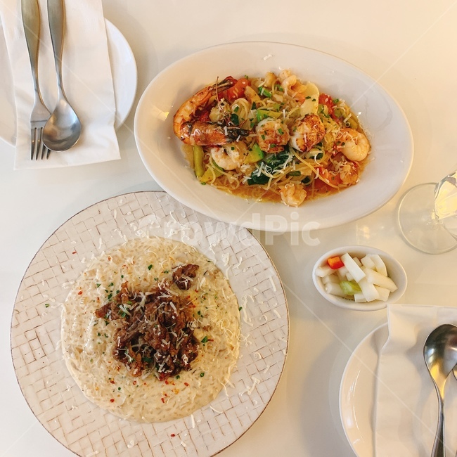 food,음식,dish,meal,요리,식사,파스타,리조또,새우,크림,소고기