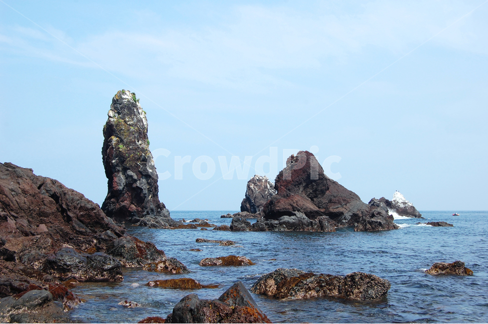 바다,파도,암초,바닷가,구름,하늘,날씨,제주도,제주도바다,제주도하늘,여행,여행사진,sea,ocean,wave,rock,cloud,sky,weather,jeju,jejuisland,Korea,korean,trip,travel,travelling,풍경,배경,배경사진,풍경사진,감성사진,분위기,scene,view,ambience,atmosphere,background,관광,관광지,자연,풍경,nature,landscape,한국자연풍경,한국자연경관,korea nature landscape,제주도,jeju,jeju island,promontory,곶,water,물,outdoors,옥외,대양