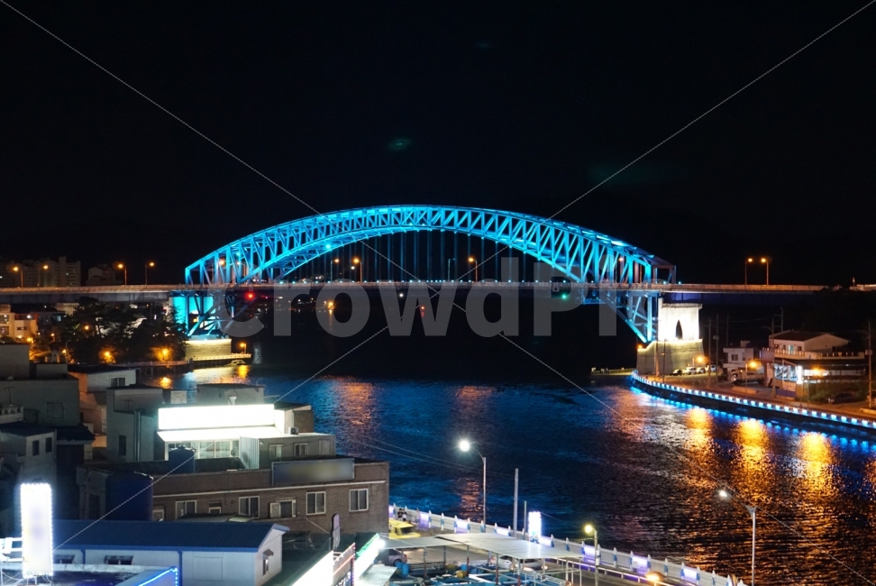 여행,travel,여행사진,국내여행,혼자여행,사진,배경사진,배경,이쁜사진,색감,색감좋은사진,통영,통영여행,통영대교,야경,바다,다리,불빛,빛,도시,풍경,city,landscape,야경,밤,nightscape,night,architecture,건축물,building,건물