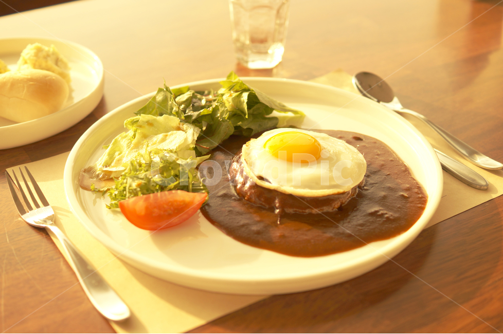 함박스테이크,hamburgsteak,hamburgersteak,hamburg,스테이크,요리,양식,음식,음식,식재료,요리,food,cook,meal,dishes,food reserves,양식,서양음식,서양요리,western food,western dishes,western meal,western cook