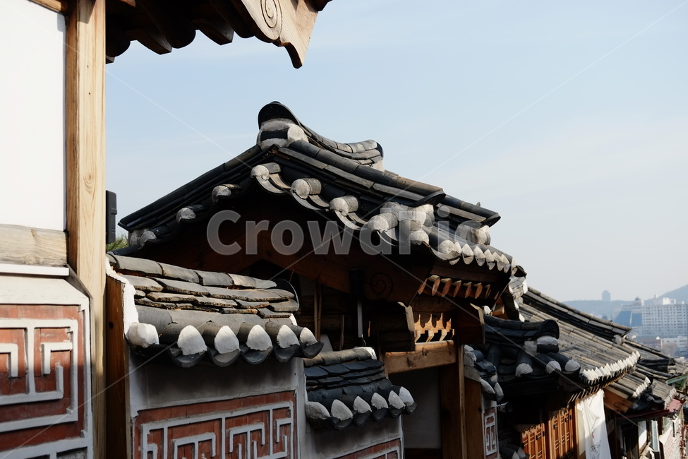 한옥,북촌,한옥마을,전통,traditional,hanok,bukchon,하늘,한국,서울,seoul,korea,북촌한옥마을,고즈넉함,옛것,sky,traditionalhouse,architecture,건축,한국전통,한국문화,korean traditional,korean culture,건축물,건물외관,exterior,building,structure,architecture,construction