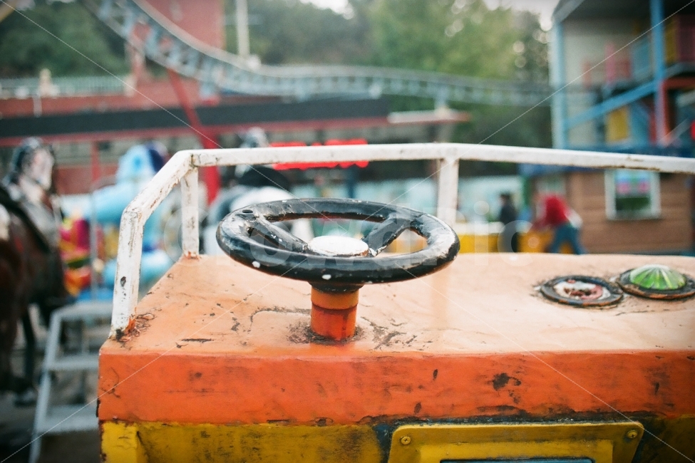 놀이기구,놀이동산,기구,엔틱,빈티지,필름사진,놀이공원,놀이동산,놀이터,amusement park,playground