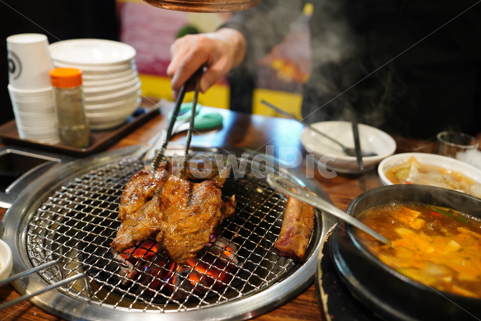 갈비,돼지,구이,안주,한식,음식,먹거리,고기,육류,육식,식사,음식,식재료,요리,food,cook,meal,dishes,food reserves,육류,고기,meat