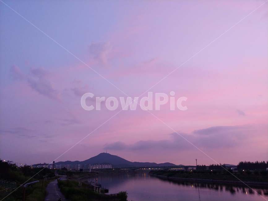 cloud,sky,pink,Arabaetgil,sunset,sight,river,dinner