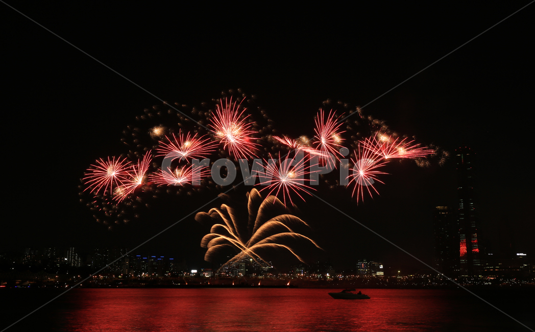 불꽃놀이,불꽃축제,여의도불꽃축제,세계불꽃축제,붉은나무,붉은하늘,야경,밤,풍경,nightscape,night,landscape,축제,행사,festival,carnival,event,nature,자연,outdoors,옥외