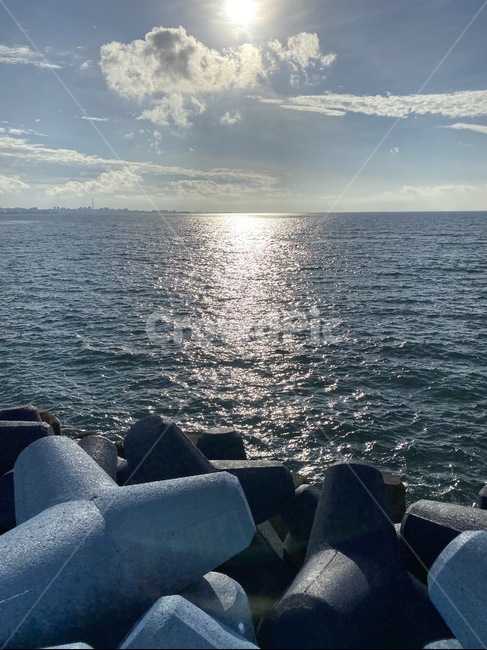 해변,해안가,바다,구름,하늘,수평선,선셋,해질녘,파도,beach,sea,ocean,cloud,clouds,sky,skyline,sun,sunset,wave,waves,light,sunshine,handrail,난간,곶