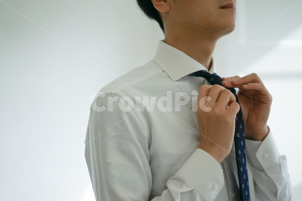 정장,넥타이,tie,남성,남자,셔츠,와이셔츠,의류,apparel,사람,인물,인간,human,person,남성,남자,man,male,비즈니스,사업,business,service,work