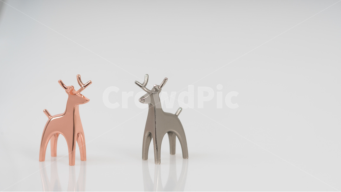 심리학,생활,커플,사슴,동상,골드,실버,함께,사랑,노루,금속,럭셔리,동물,뿔,반사,빤짝,광채,쥬얼리,루돌프,크리스마스,아웃포커싱,보석,귀금속,귀여운,액세서리,장식품,백그라운드,사물,물건,오브젝트,thing,object,matter