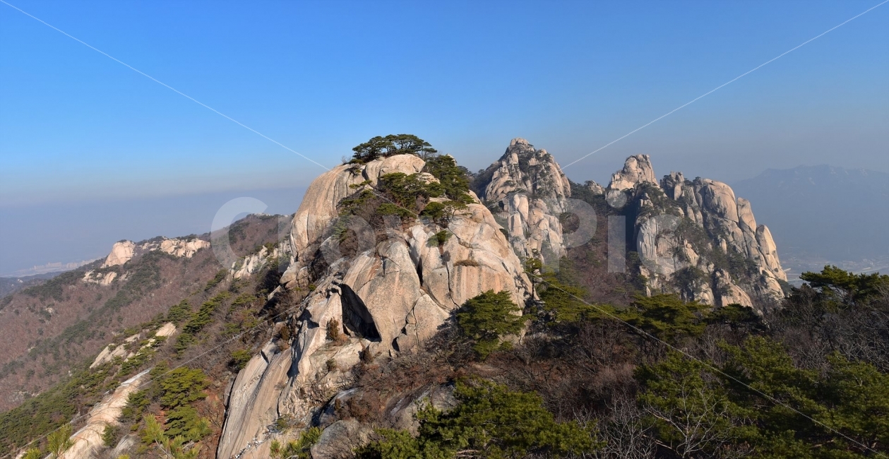 도봉산,풍경,자연,국립공원,산,명산,힐링,바위,기암,등산,맑음,파란하늘,파노라마,마운틴,mountain,nature,오봉,여성봉,역광,햇살,겨울풍경,겨울,북한산,삼각산,북한산국립공원,비경,산그리메,암봉우리,뷰티플,감성,자연,풍경,nature,landscape,한국자연풍경,한국자연경관,korea nature landscape,outdoors,옥외,cliff,낭떠러지