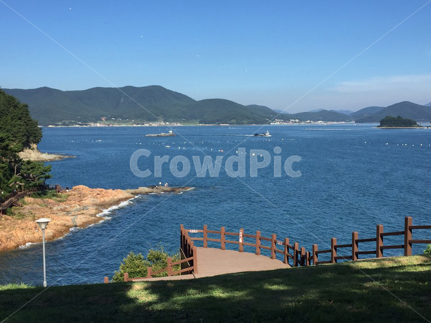 nature,자연,land,땅,outdoors,sea,물,water,대양,ocean,옥외,바다,shoreline,해안선,coast,연안,통영,한국,섬,island,통영시