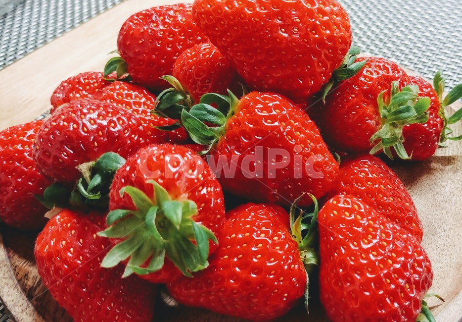 딸기,채소,간식,디저트,스트로우베리,음식,식재료,요리,food,cook,meal,dishes,food reserves,과일,열매,fruit