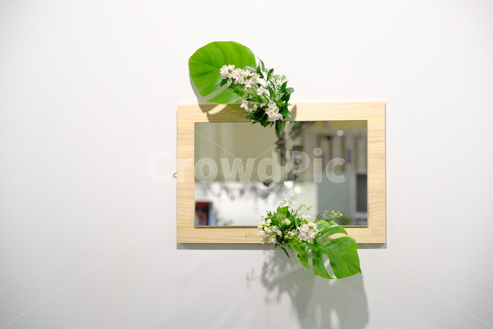 거울장식,plant,식물,꽃꽂이,꽃,flowerarrangement,flower,ikebana,이케바나,ornament,장식,art