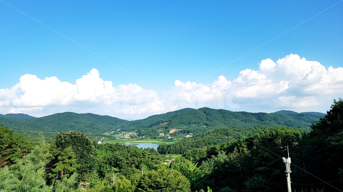 하늘,구름,산,경치,전경,맑은,푸른하늘,자연,나무,tree,sky,cloud,mountain,풍경,자연,풍경,nature,landscape,outdoors,옥외,hill,언덕