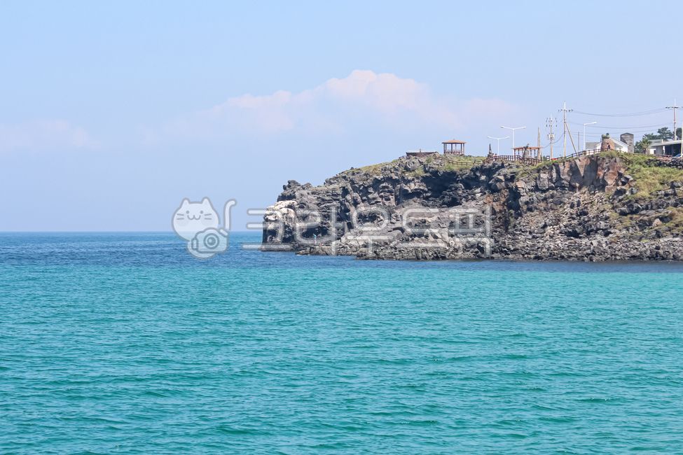 제주,청록색,바다,파란색,하늘,자연,jeju,summer,sea,blue,여름,sky,nature,promontory,곶,outdoors,옥외,ocean,water,물,해안,coast,해안선,화창한