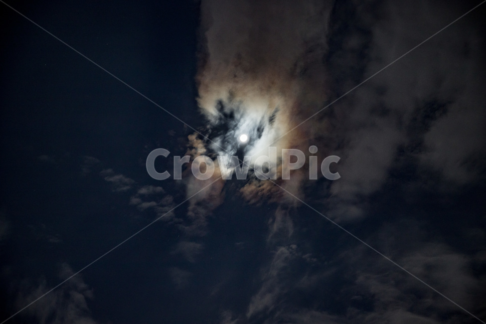 beautiful,black,cloud,dark,moon,night,sky,view,어두운,새벽,달,달빛,저녘,밤,밤하늘,구름,보름달,추석,자연,nature,outdoors,옥외,야경,밤,풍경,nightscape,night,landscape