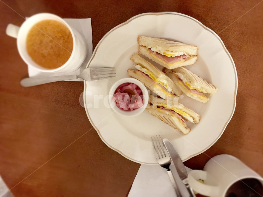 샌드위치,브런치,카페,아침식사,조식,점심식사,플레이팅,음식,식재료,요리,food,cook,meal,dishes,food reserves,빵,bread,아침식사,조식,브런치,breakfast,brunch