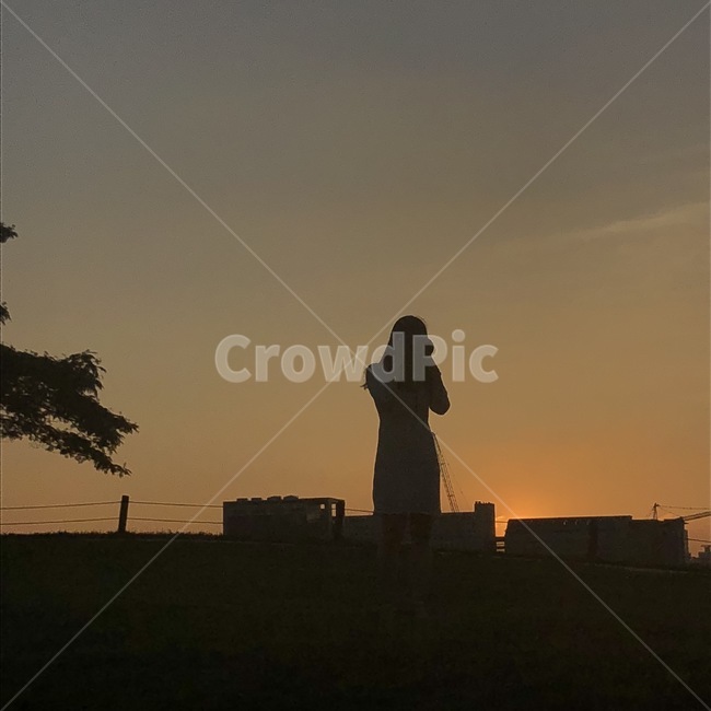 노을,감성사진,노을분위기,glow,pictureofme,사람,인물,인간,human,person,여성,여자,woman,female,lady,인물실루엣,사람실루엣,character silhouette,human silhouette,silhouette,실루엣,nature,자연