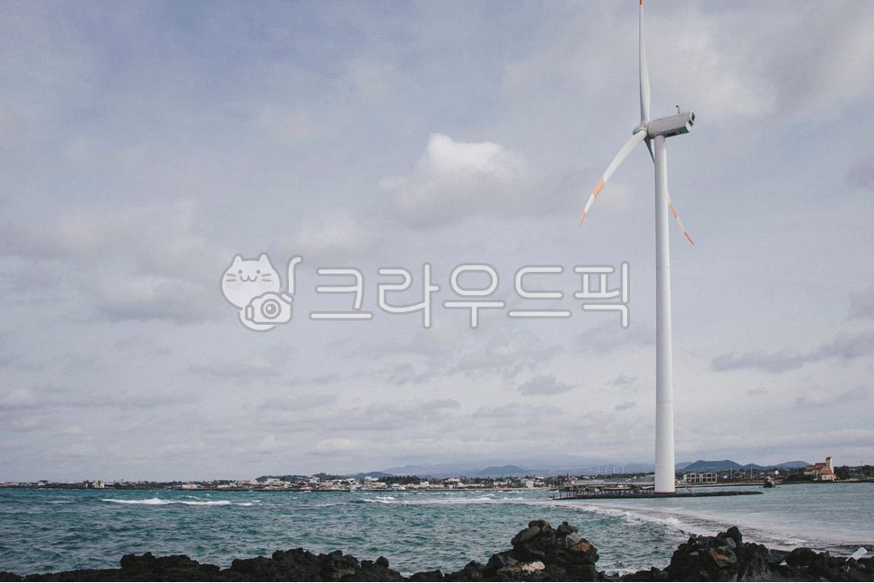 제주,제주도,바다,풍력발전기,구름,하늘,engine,엔진,machine,기계,motor,모터,제주풍경