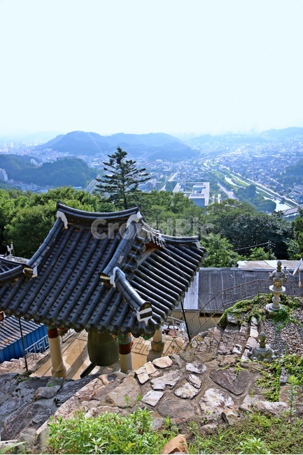 전주,jeonju,동고사,donggosa,temple,도시,풍경,city,landscape,한국도시풍경,한국도시경관,korea cityscape,한국전통,한국문화,korean traditional,korean culture,종교,신앙,religion,belief,faith,roof,지붕