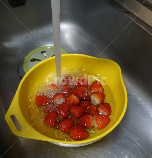 딸기,과일,계절과일,겨울,딸기요리,딸기씻기,딸기세척,요리,디저트,제철과일