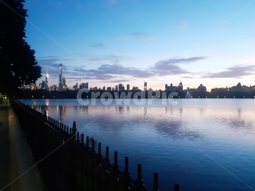 water,물,도시,야경,해질녘,자연,nature,outdoors,옥외,저수지,공원,city,구름,cloud,호수,노을,뉴욕,미국,나무,난간
